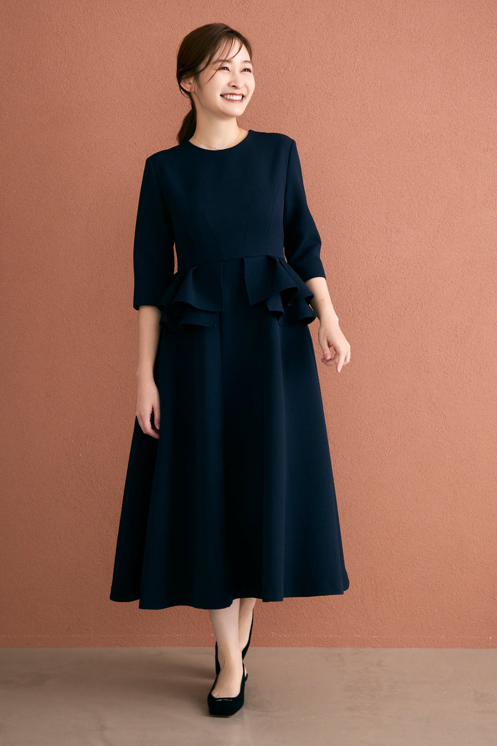 8★新品★ LE’RURE Wavy neck peplum dress Wavy neck peplum dressのドレス|Dorry Doll / LE'RURE