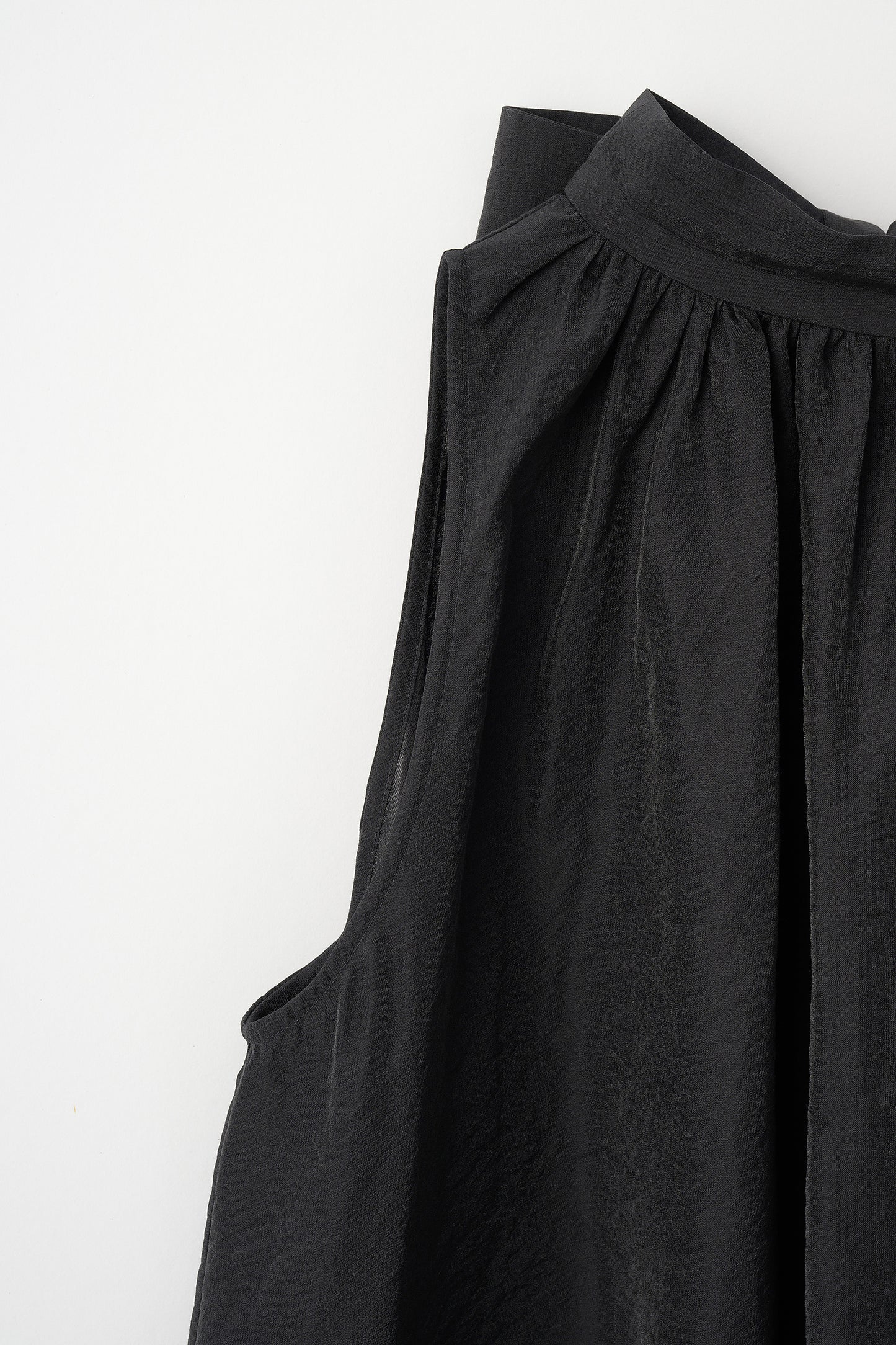 Nana shoulder tops(Black)