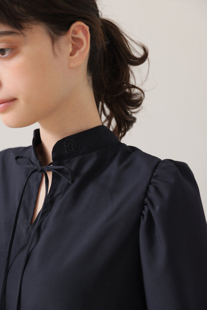 Audire switch blouse (Navy)