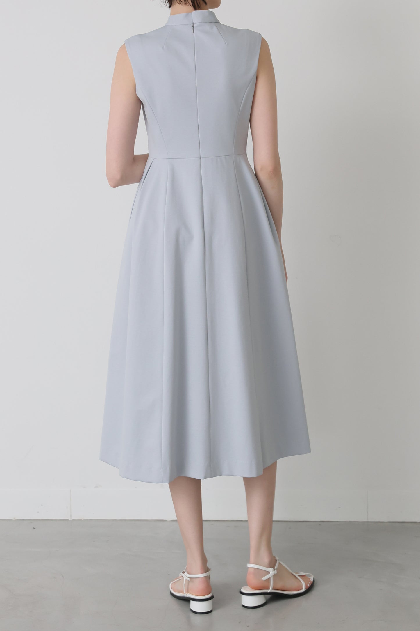 Tears cut-work dress (Blue gray)