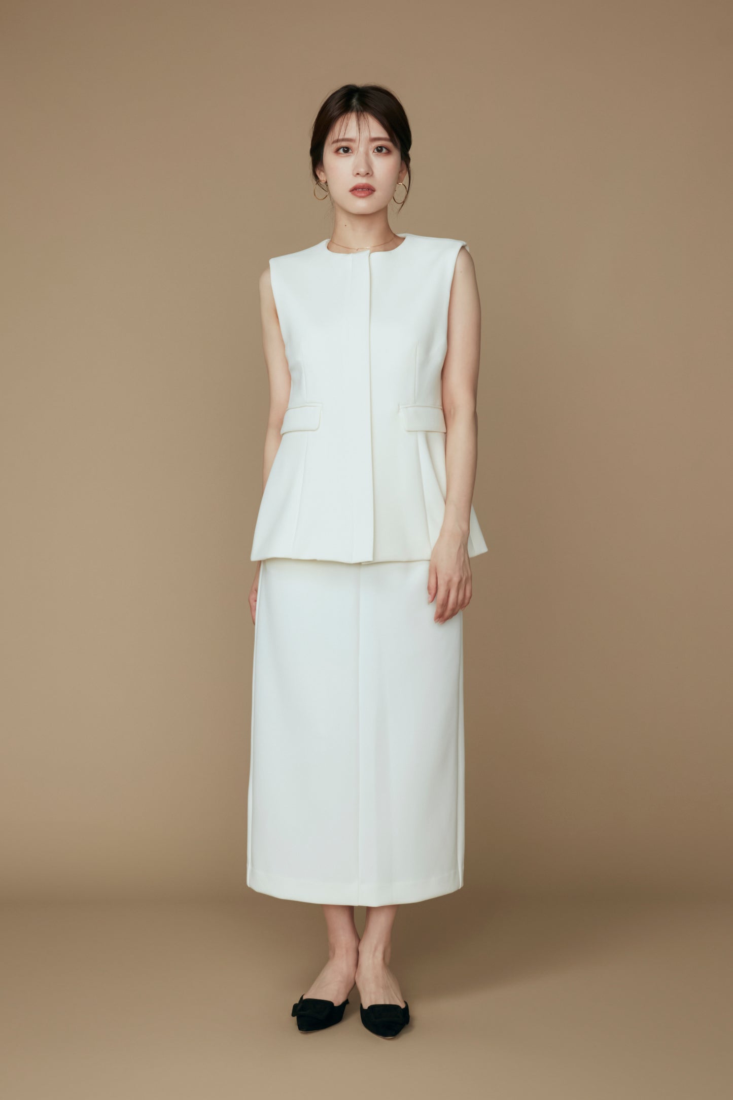 Roomy formal vest (Ivory)