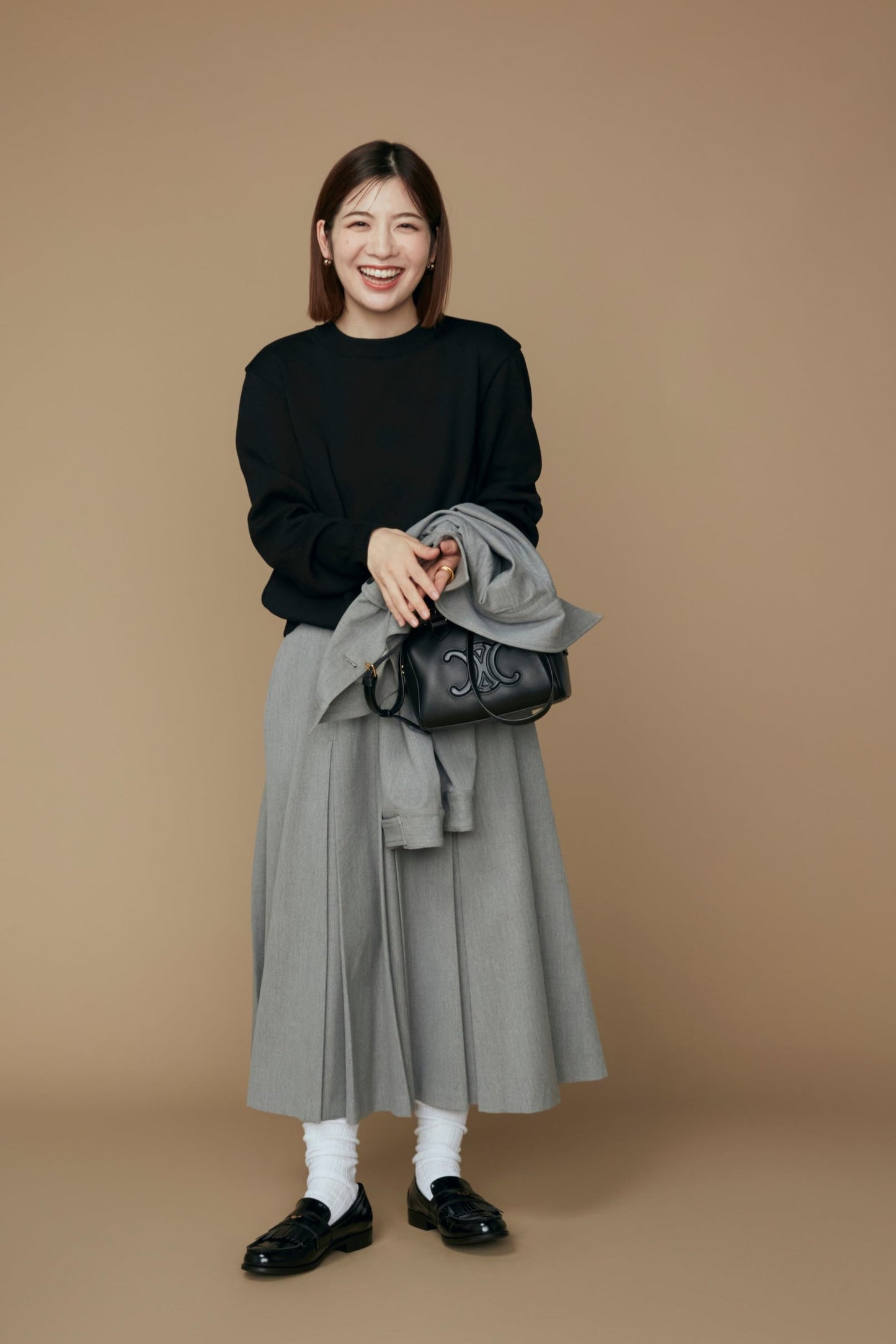 Gentle pleated skirt (Light gray)