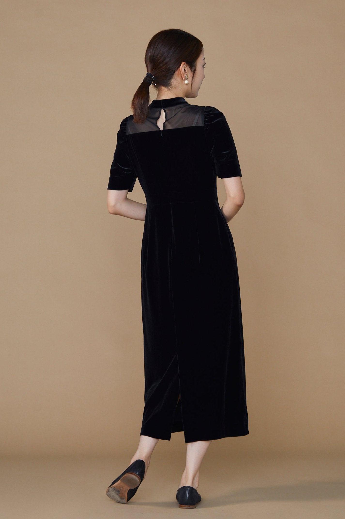 Restaurant velours dress (Black)