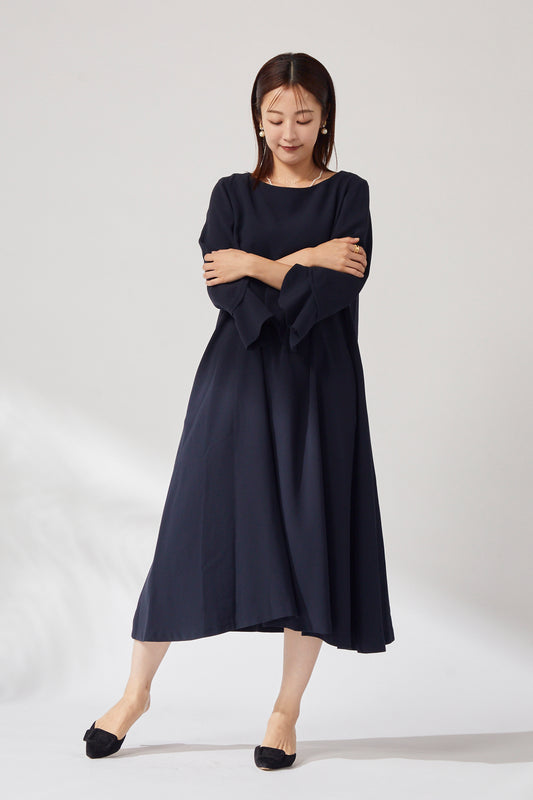 Trumpet cuffs dress (Dark navy)