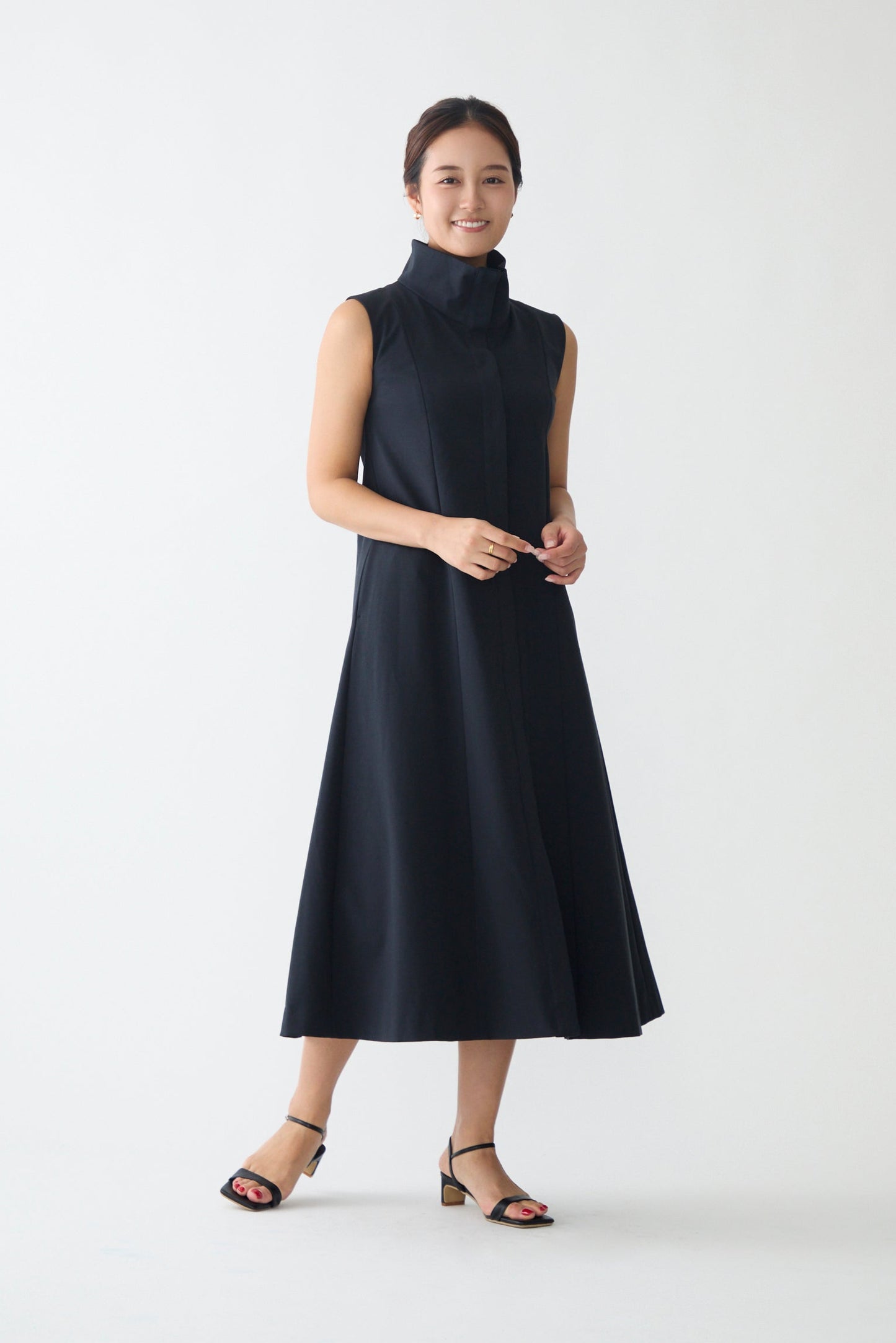 Stand neck flowing  dress(Dark navy)