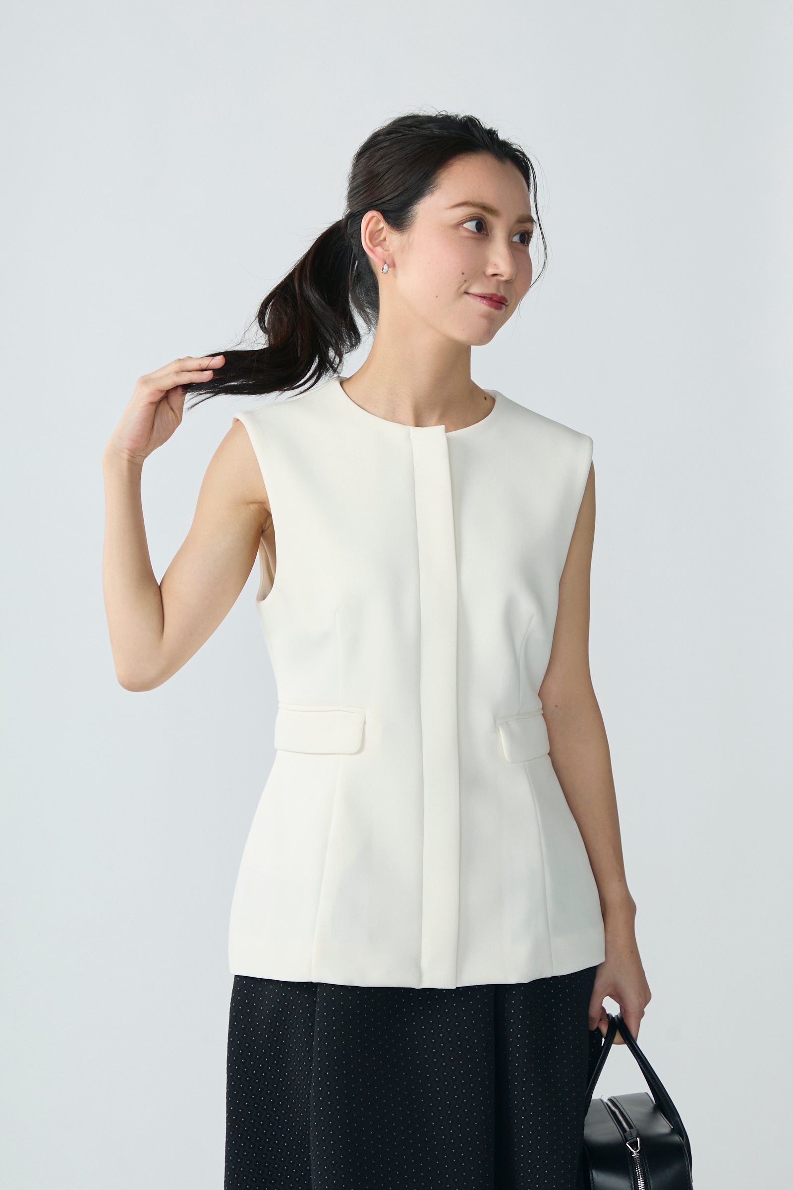 Roomy formal vest (Ivory) – Audire Roomy formal vest (Ivory) – Audire