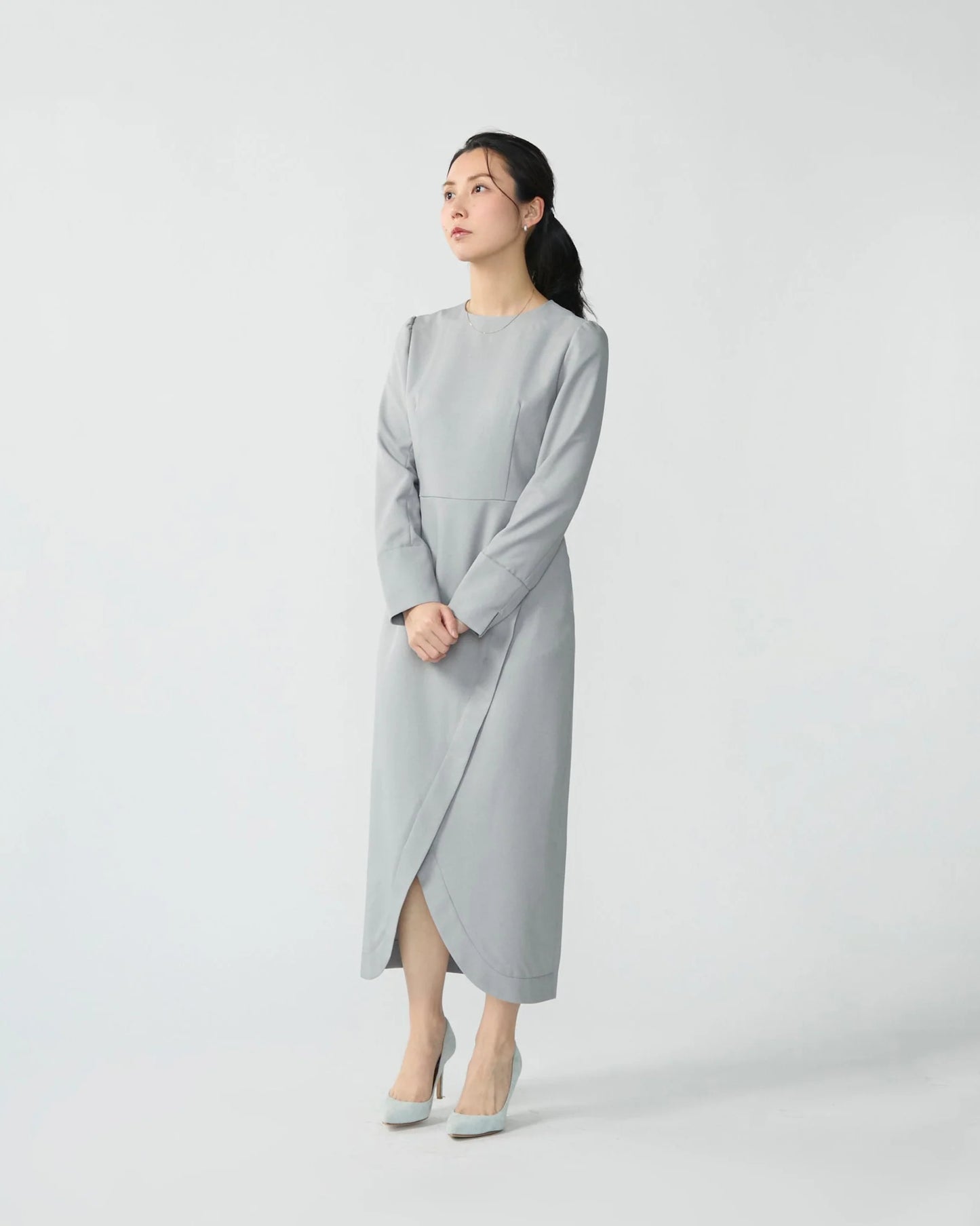Tulip hem dress (Light gray)