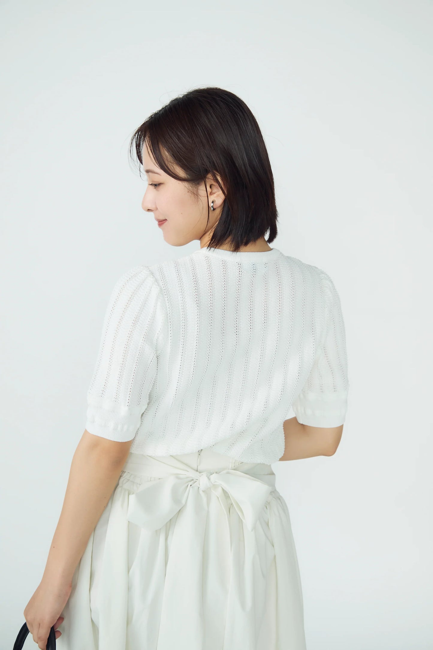 Jane half-sleeve knit tops (White)