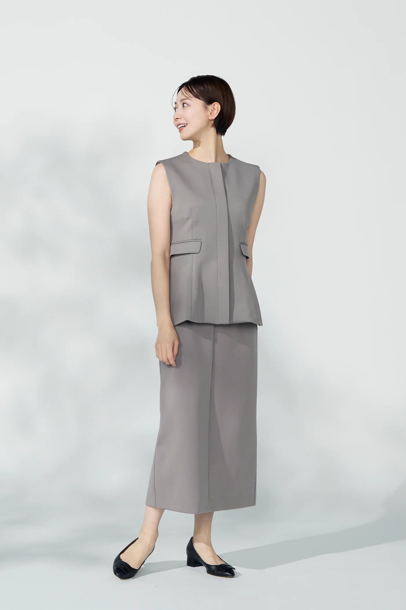 Roomy formal skirt (Moca)