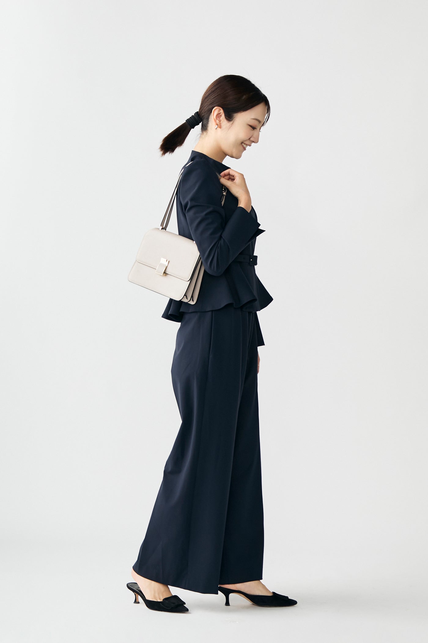 Noona relaxing pants(Navy)