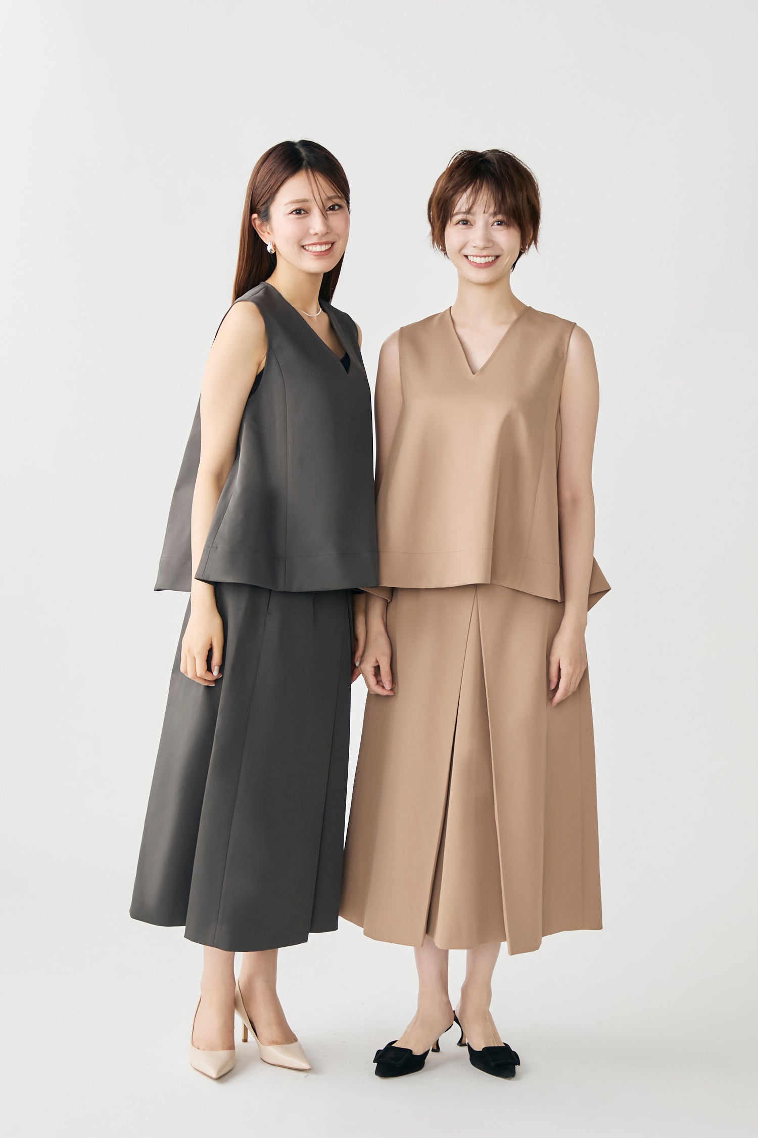 Frame trad skirt(Charcoal) – Audire