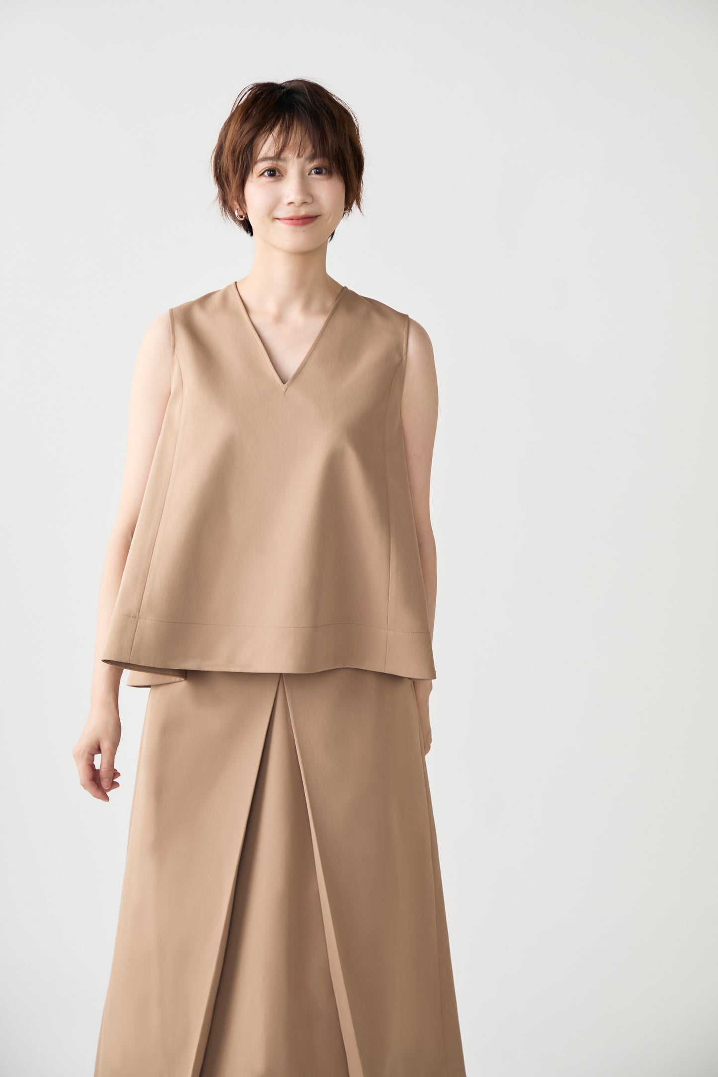 Frame layeard vest(Camel)