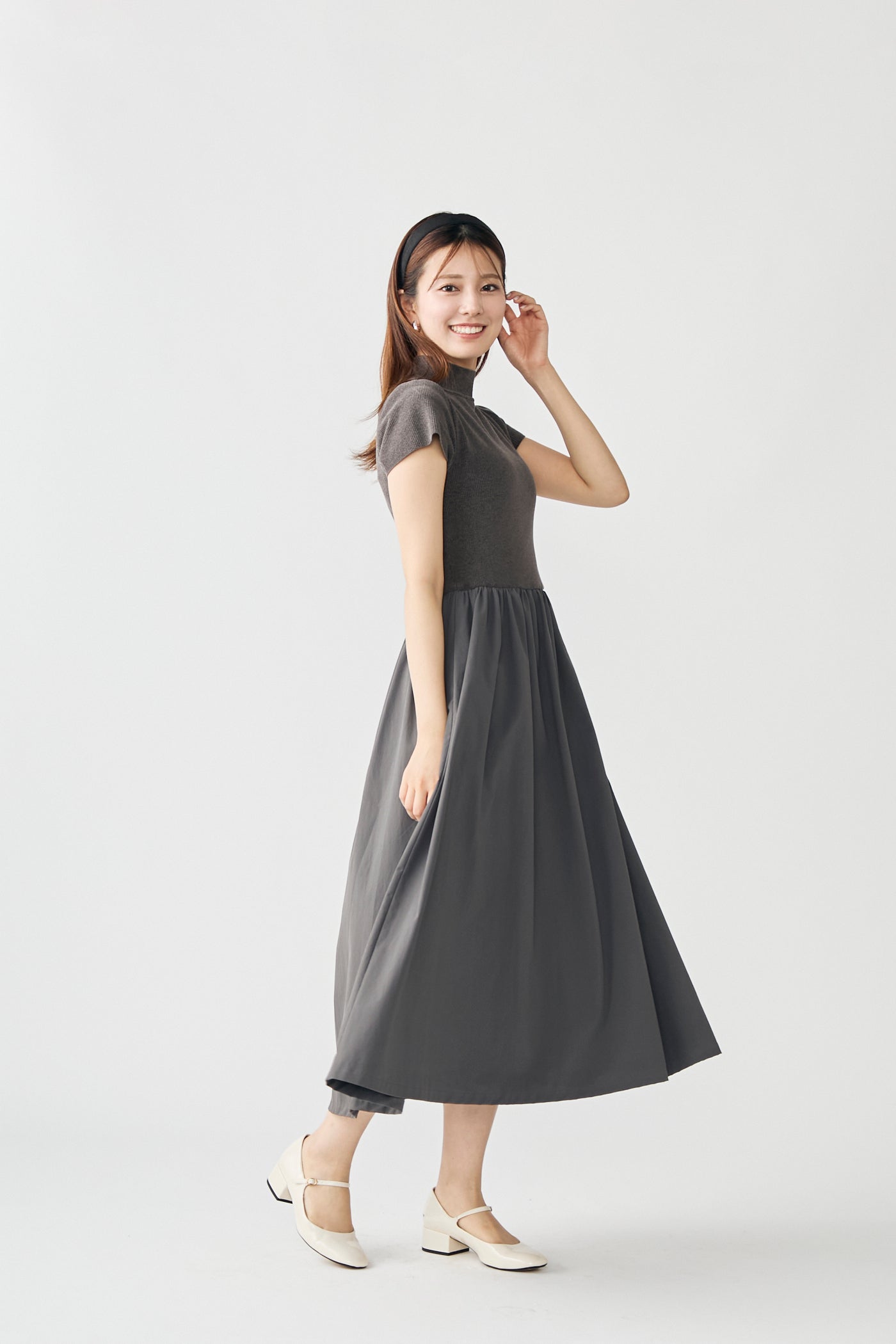 Velor touch knit dress(Gray)