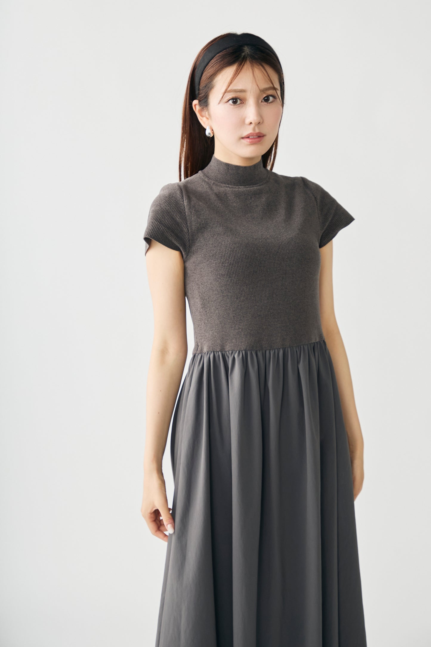 Velor touch knit dress(Gray)