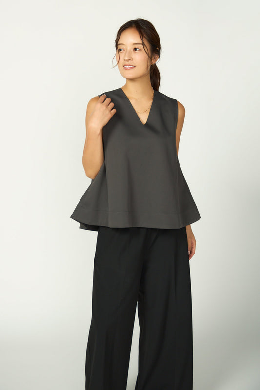 Frame layeard vest(Charcoal)