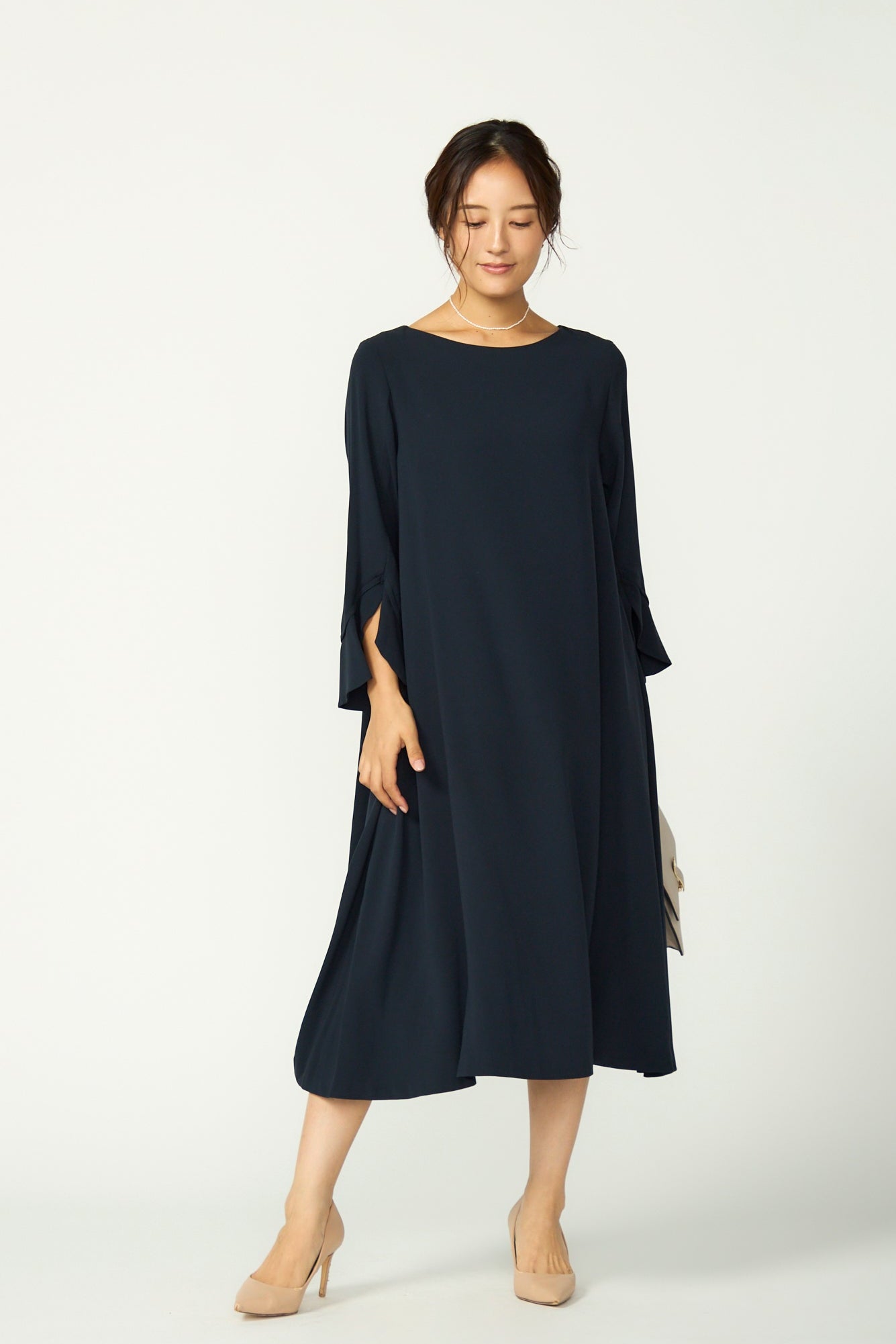 Trumpet cuffs dress (Dark navy)