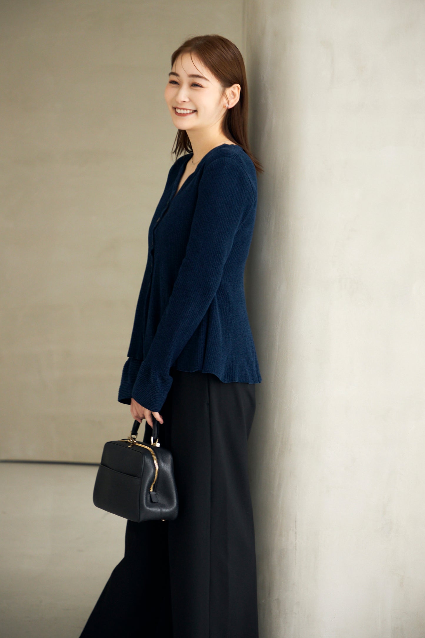 Velor touch bell cardigan(Navy)