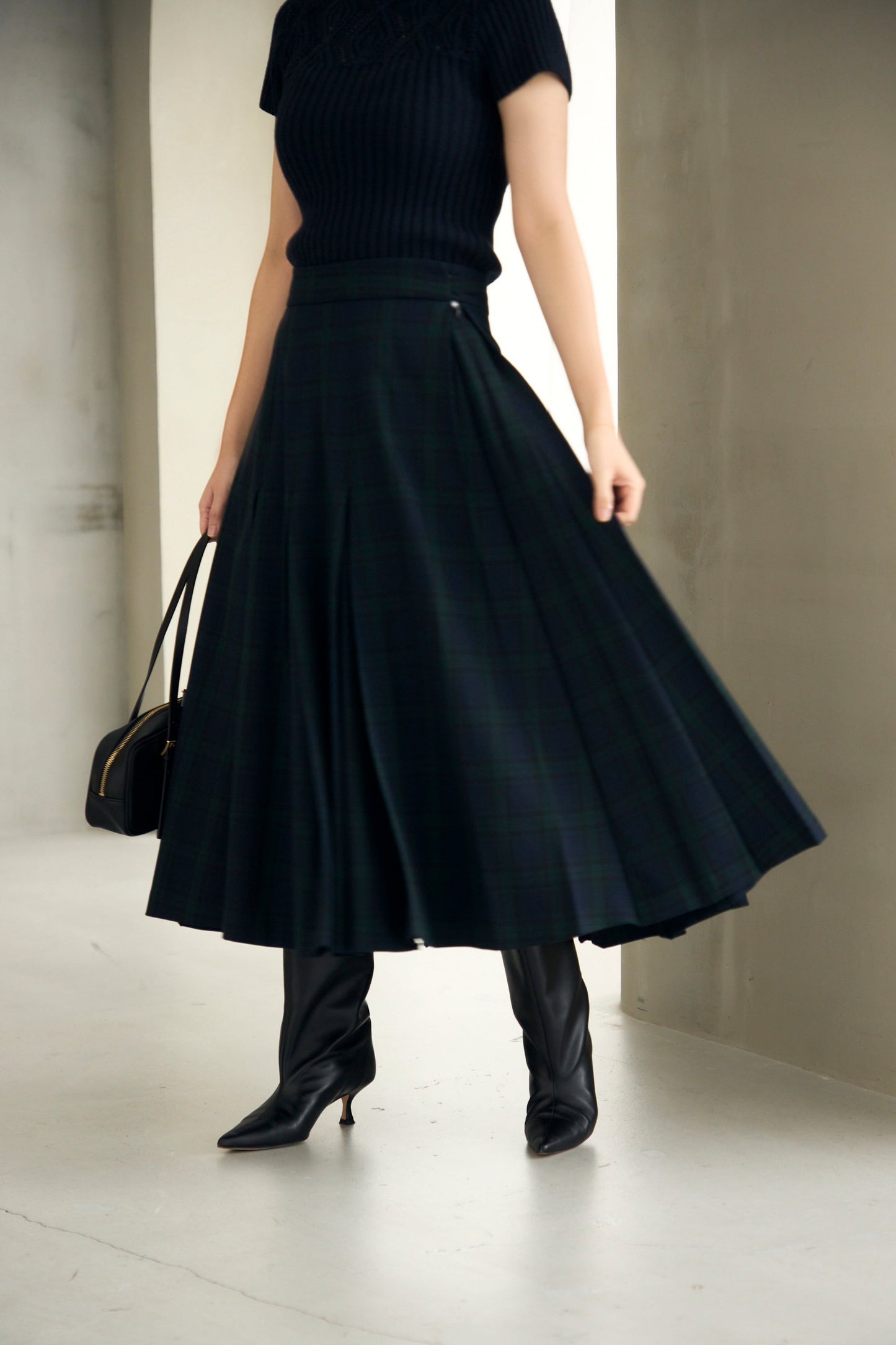 Gentle pleated skirt (Black watch)