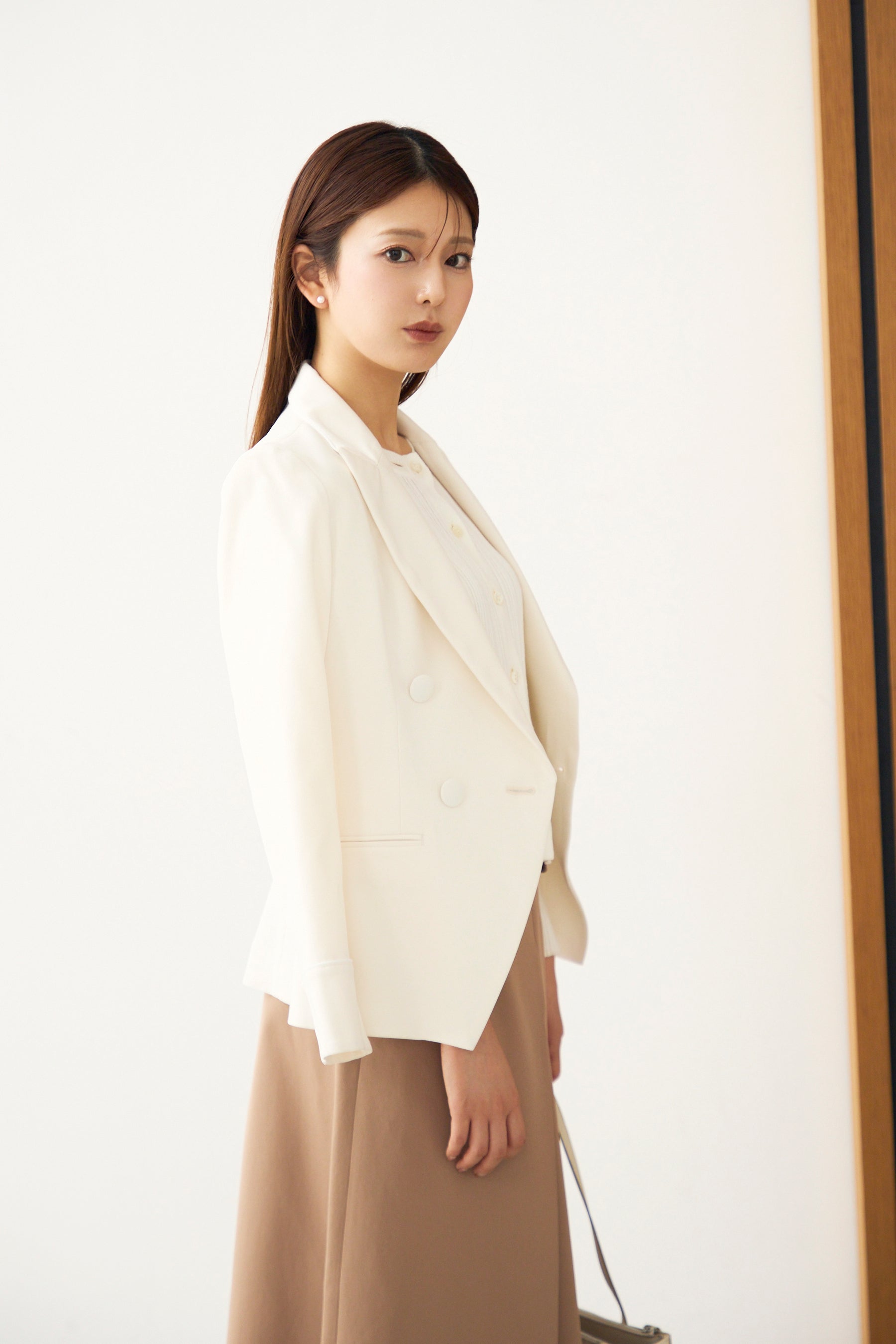 Audire ホワイト クロップドジャケット M No collar box jacket (Beige×Beige) – Audire