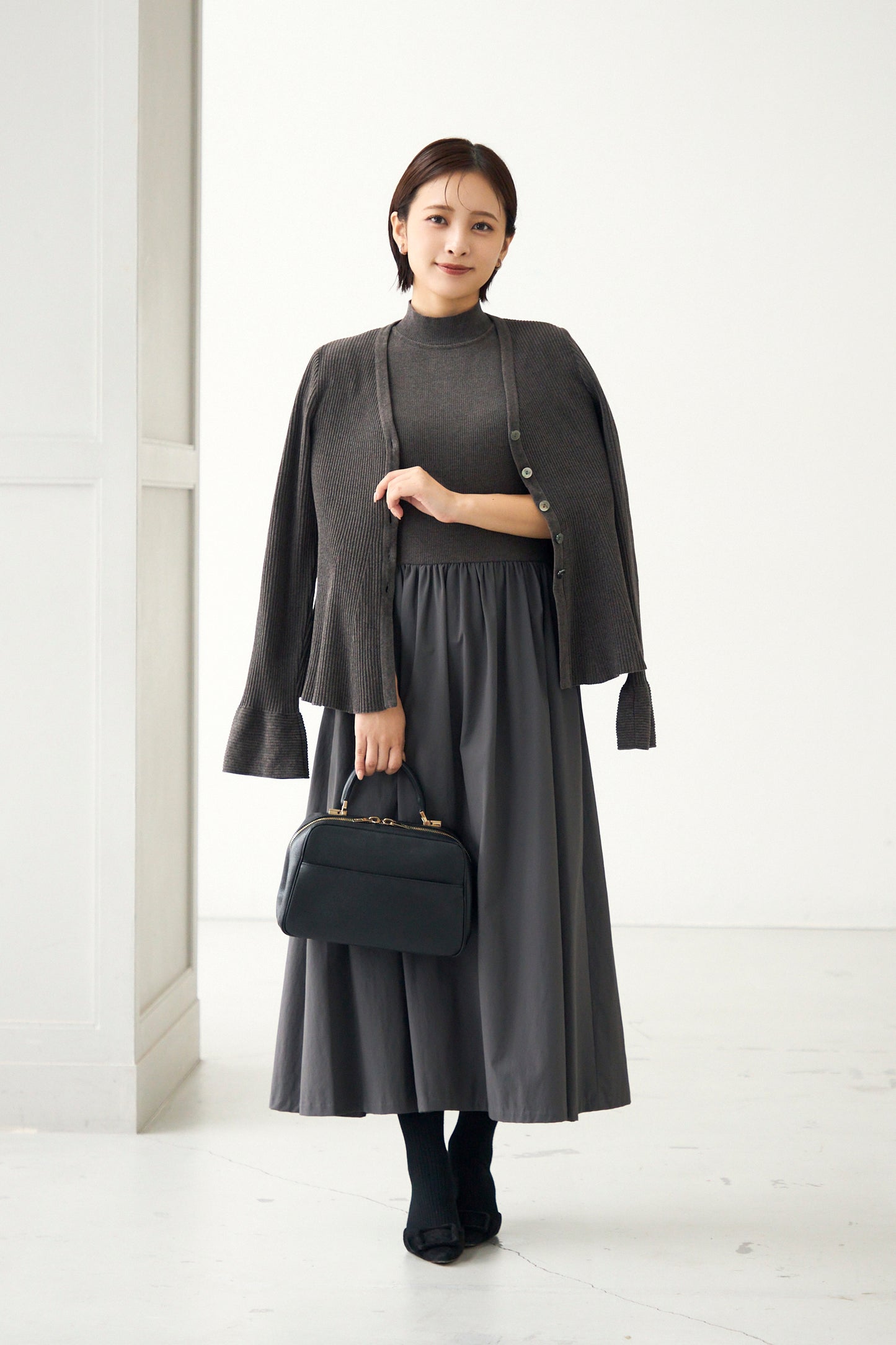 Velor touch bell cardigan(Gray)