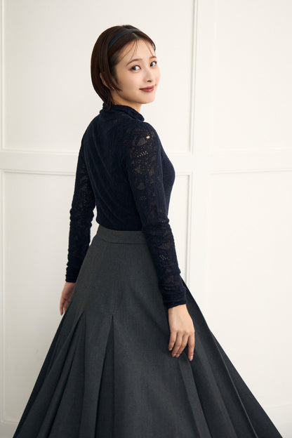Gentle pleated skirt (Dark gray)