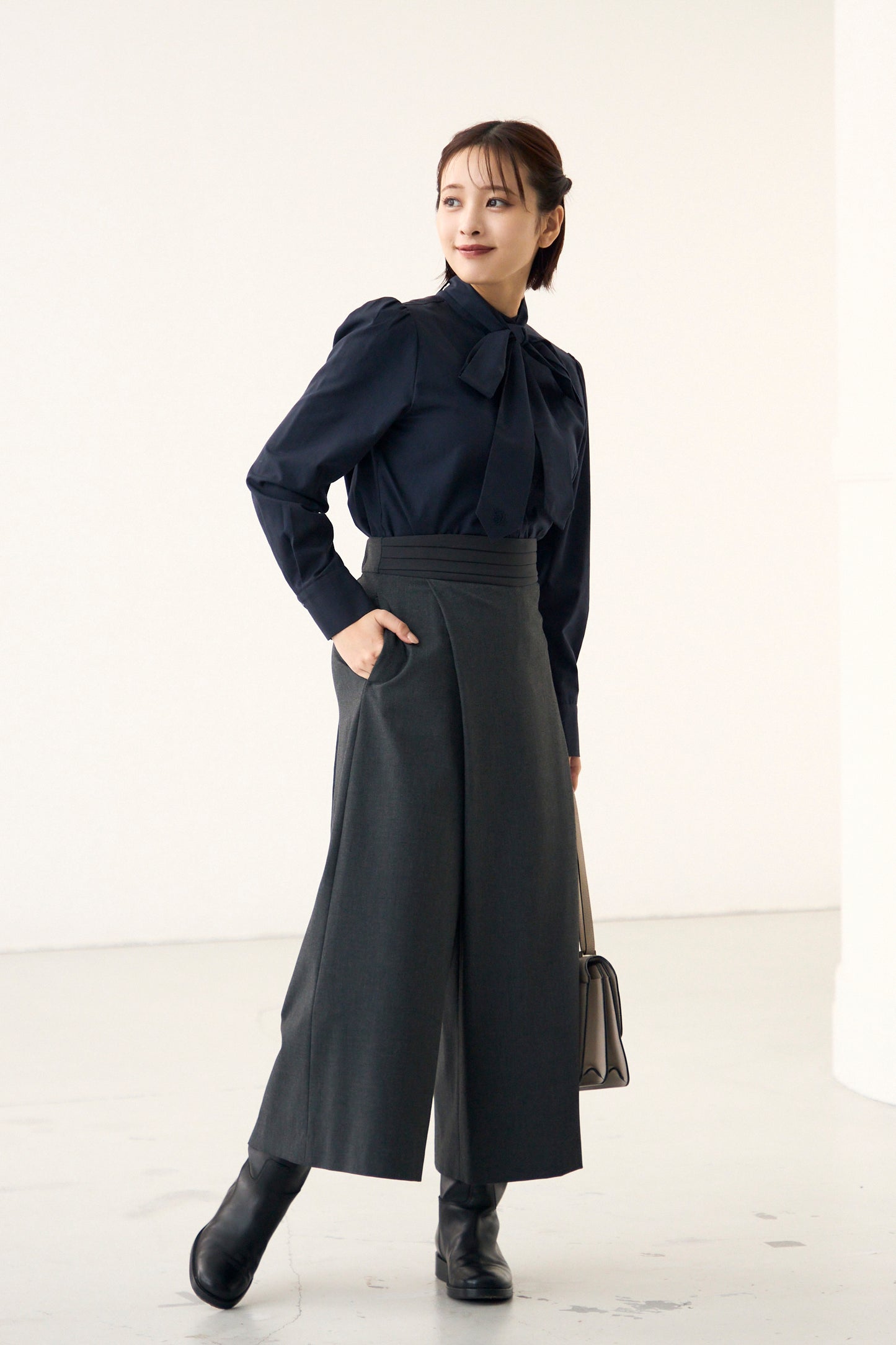 The icon pants（Charcoal）