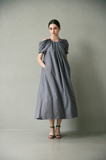 After hours halter-neck dress　(Estella.K×Audire)（Greige）