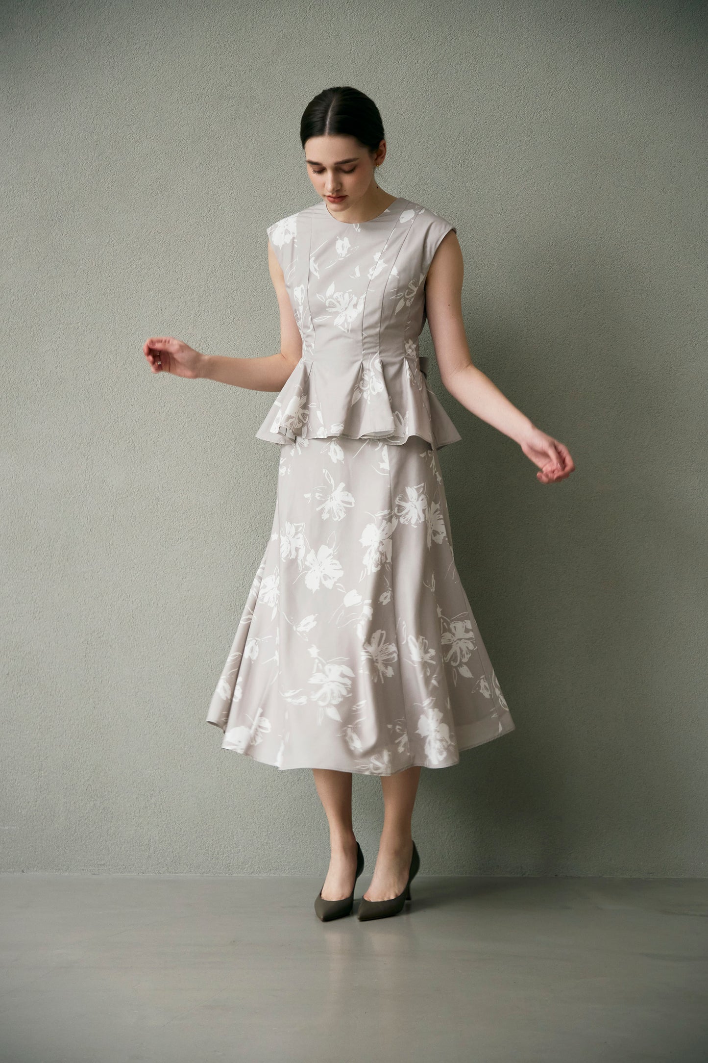 Staycation peplum dress　(Estella.K×Audire)（Flower.pt）