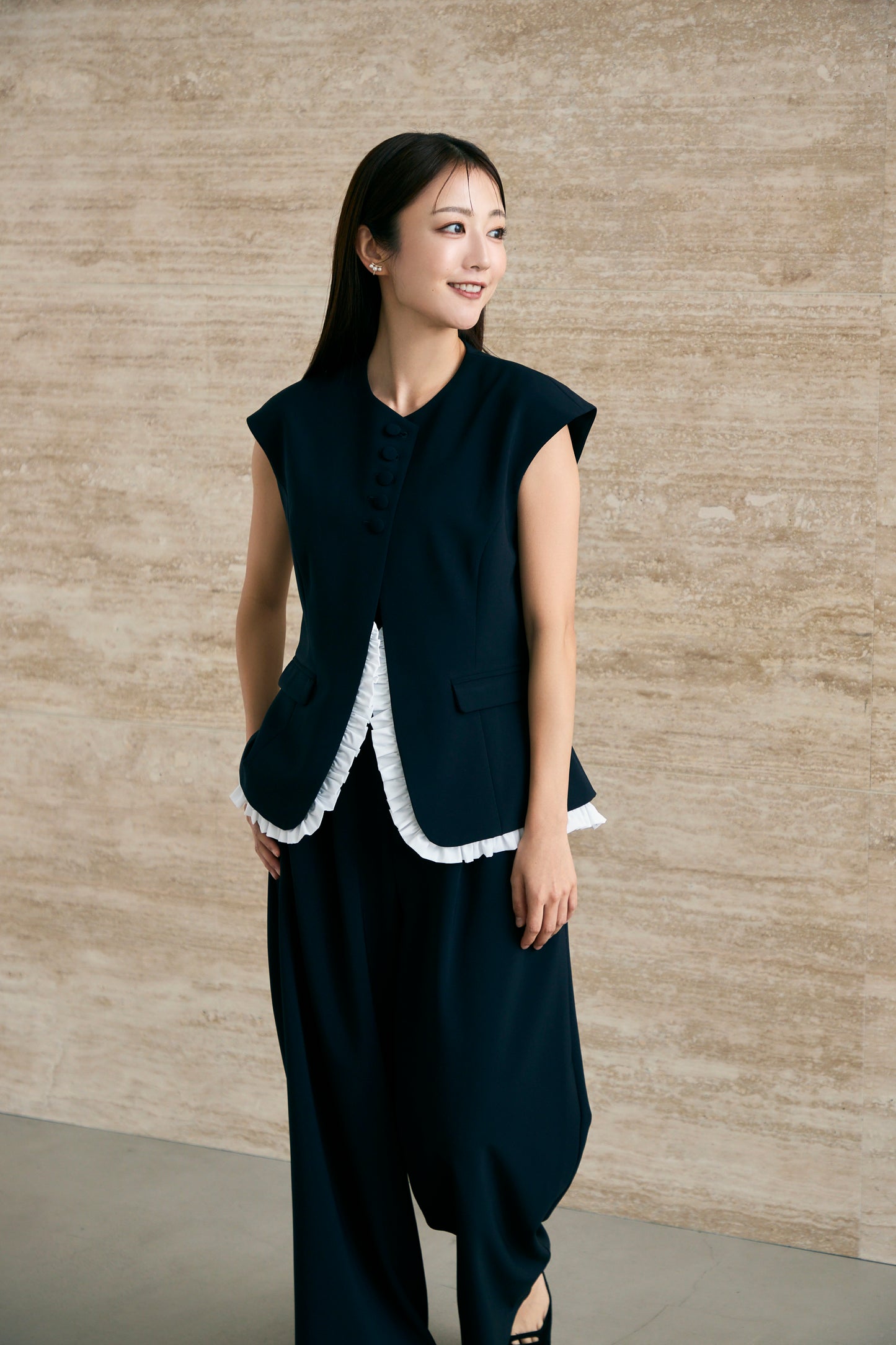 Frill smart vest(Navy)