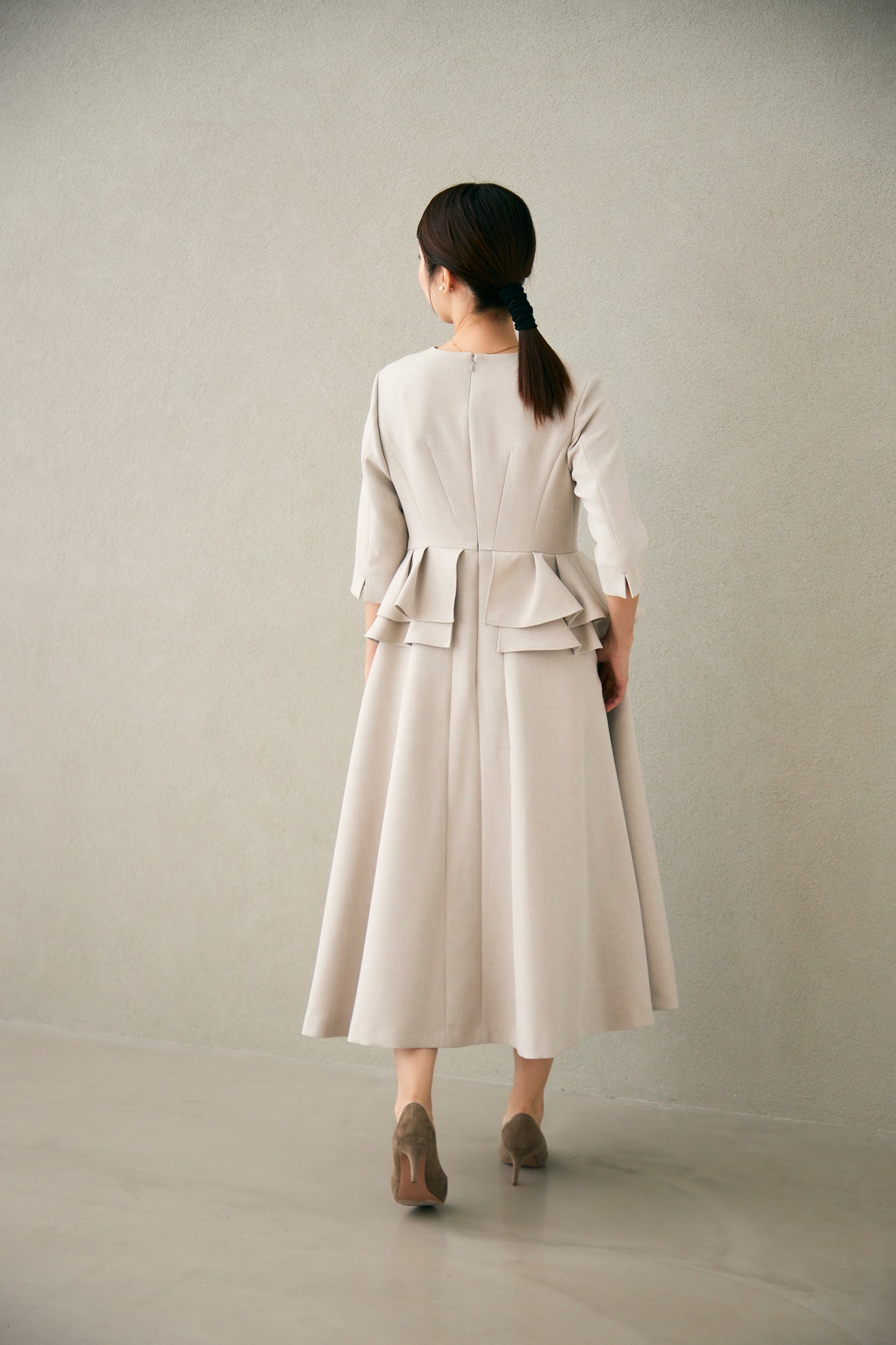 Prima peplum dress(Beige)