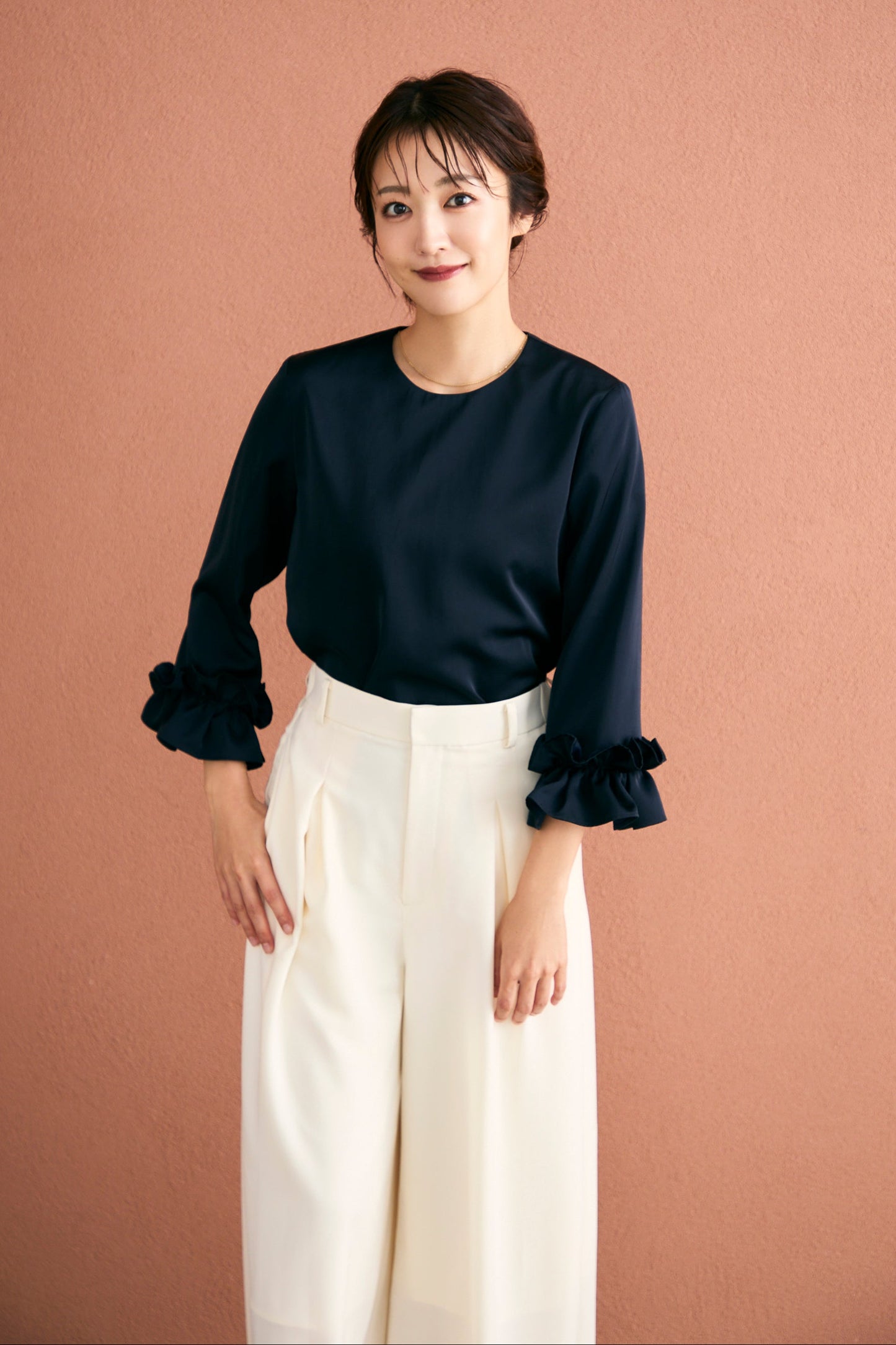 Peony cuffs tops(Navy)