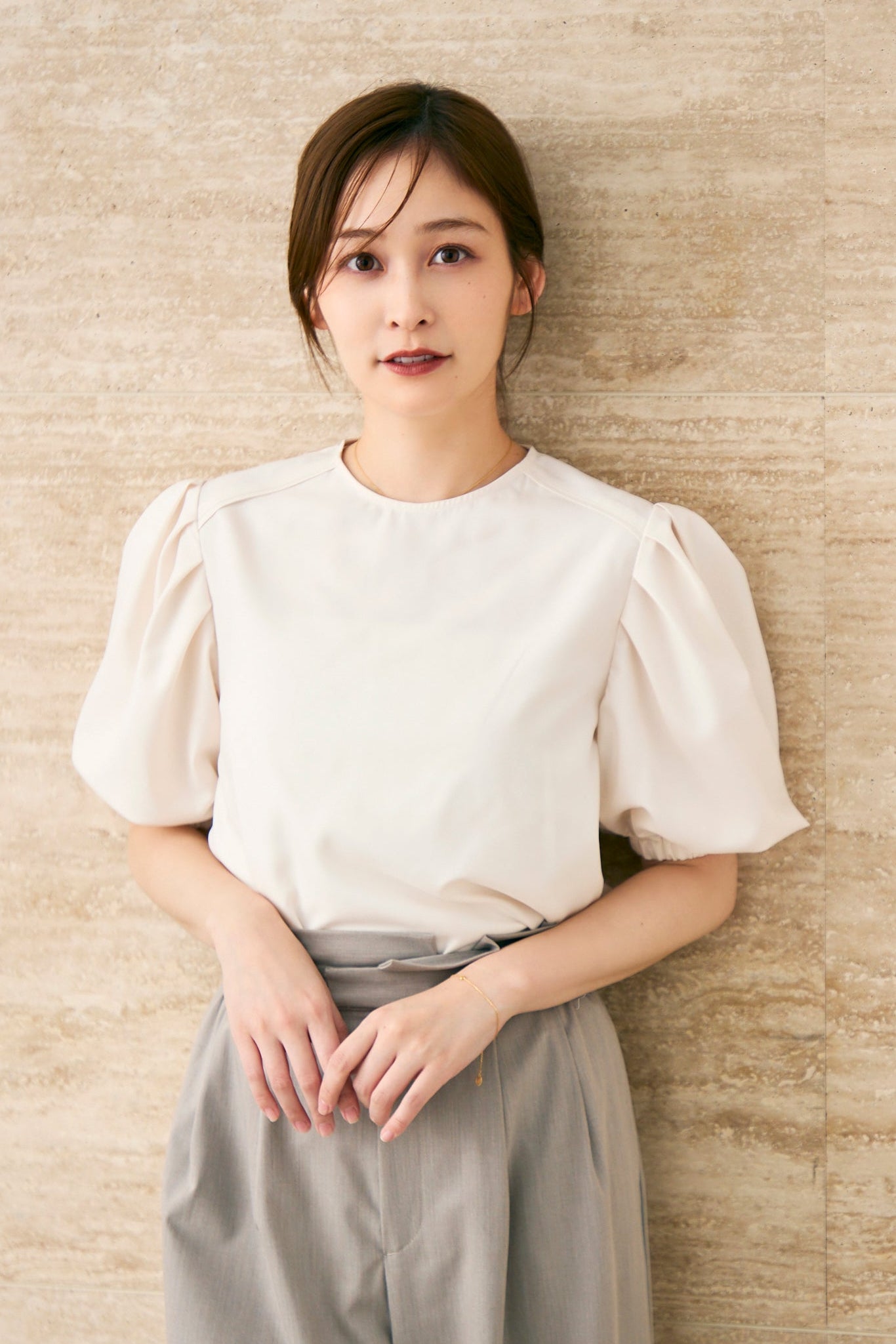 Essential puff sleeve tops(Ivory)