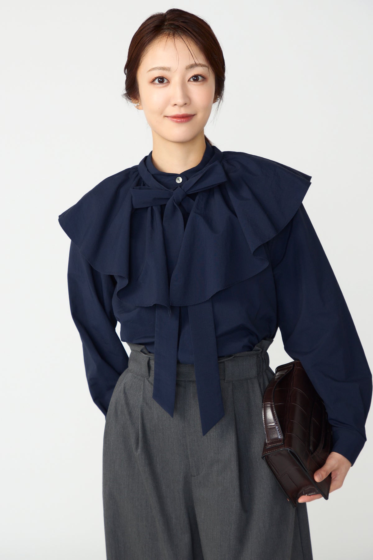 Petal collar shirt(Navy) – Audire