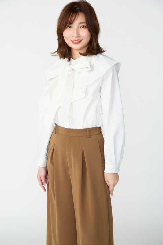 Petal collar shirt(White)