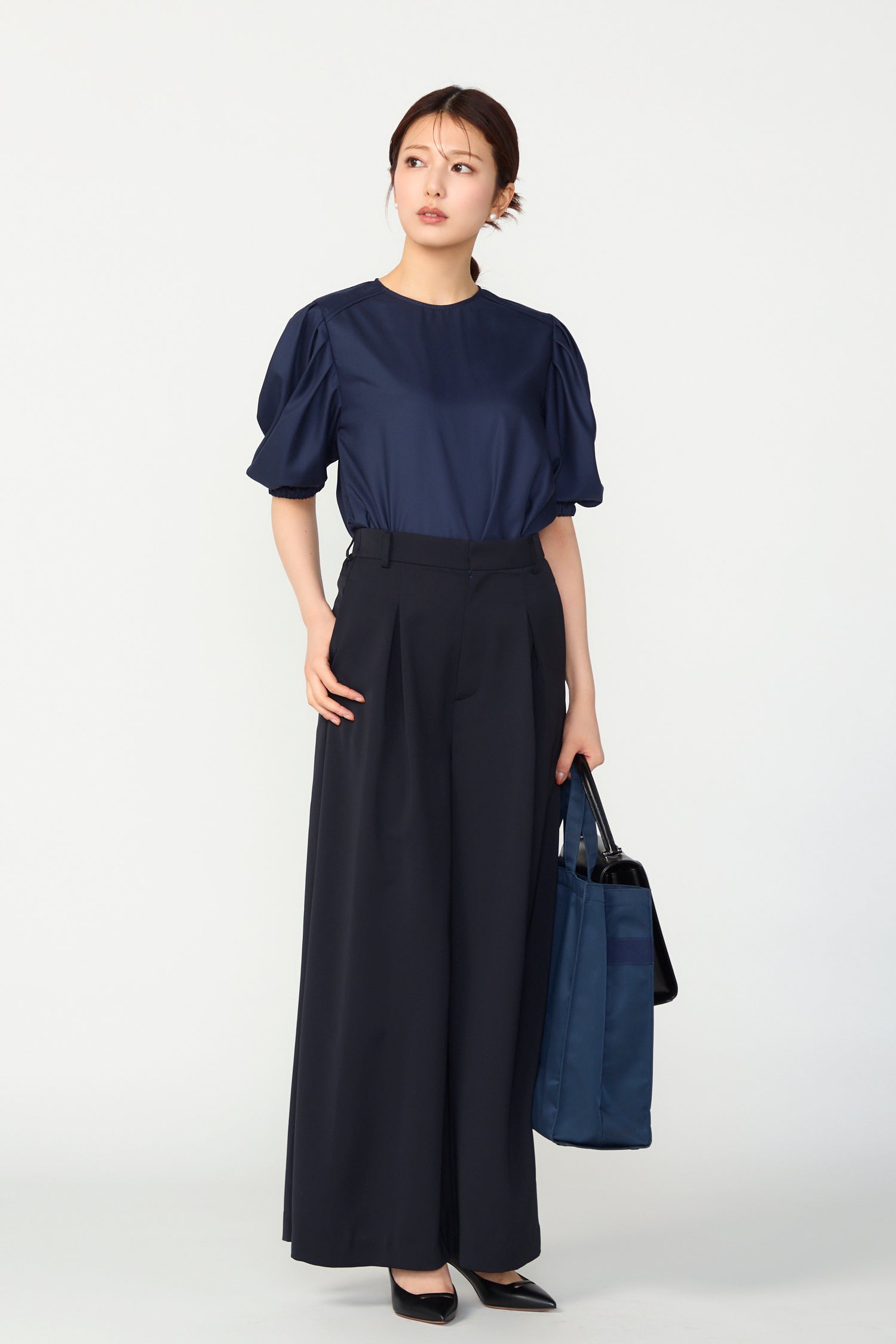 トップス Audire Essential puff sleeve tops(Navy) Essential puff sleeve tops(Navy) – Audire
