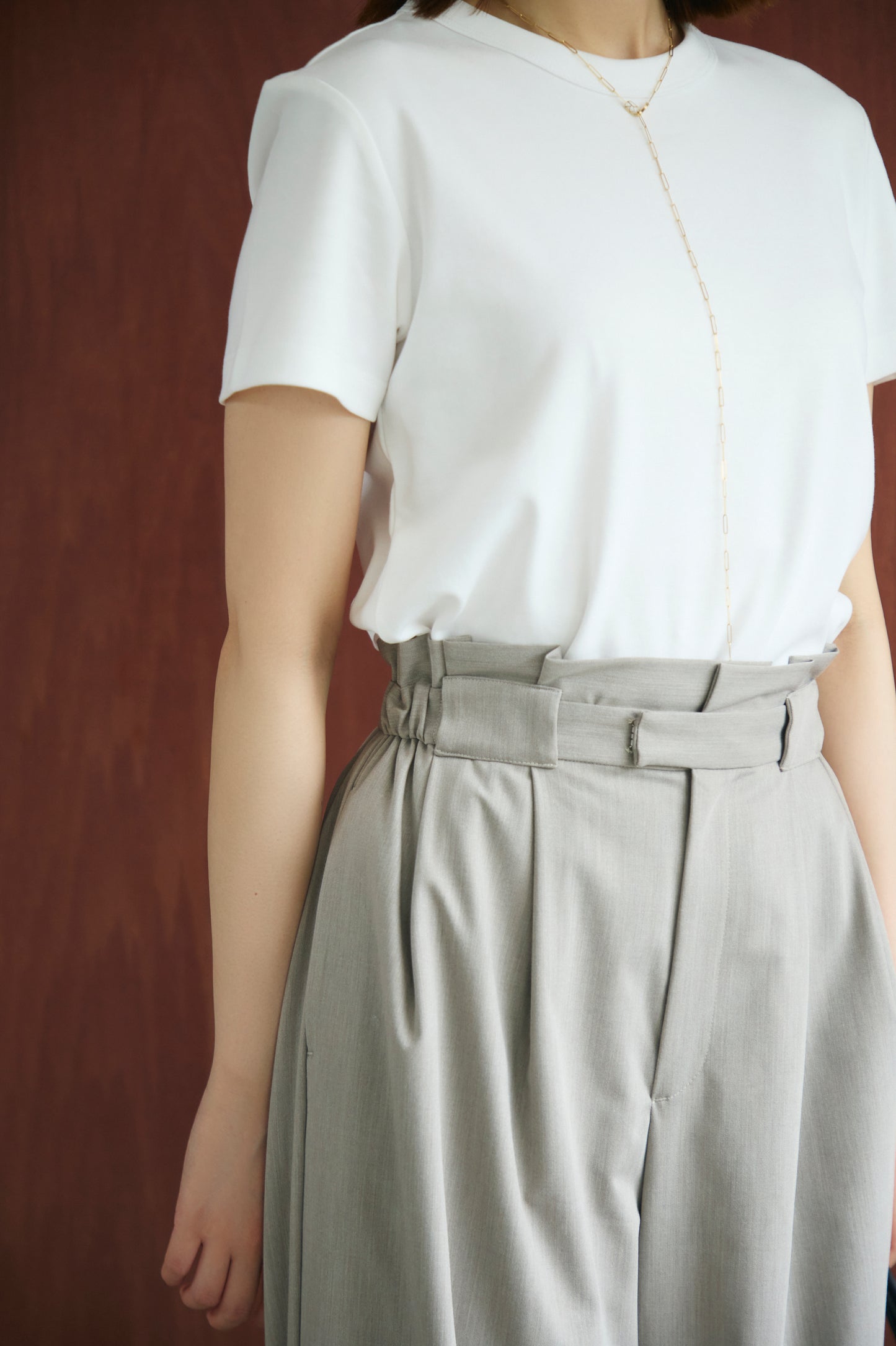 Smart tuck pants(Beige)
