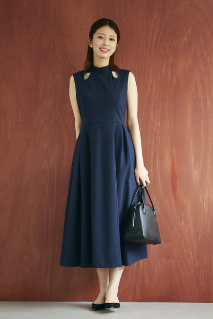 Tears cut-work dress (Navy)