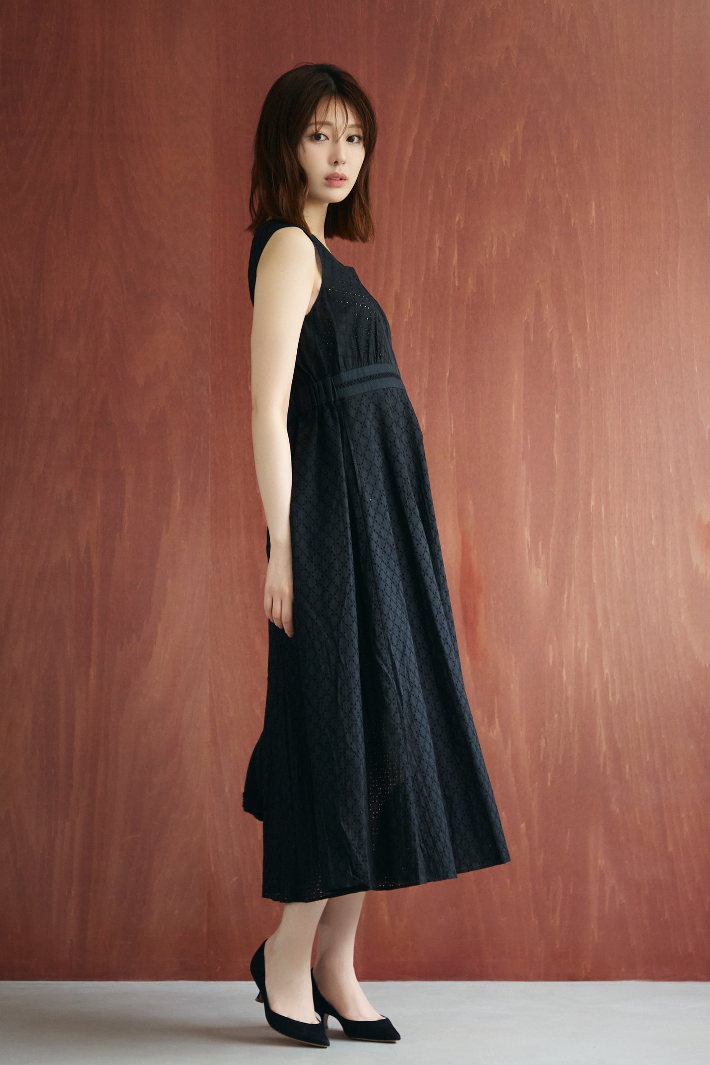 Flower broidery lace dress (Black)