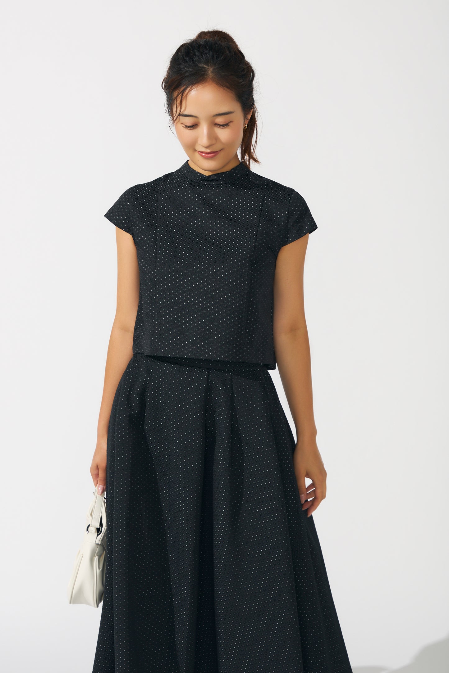 Blooming jacquard tops(Black dot)