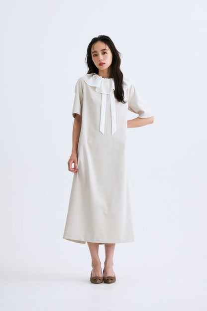 Chiffon collar dress（Beige）