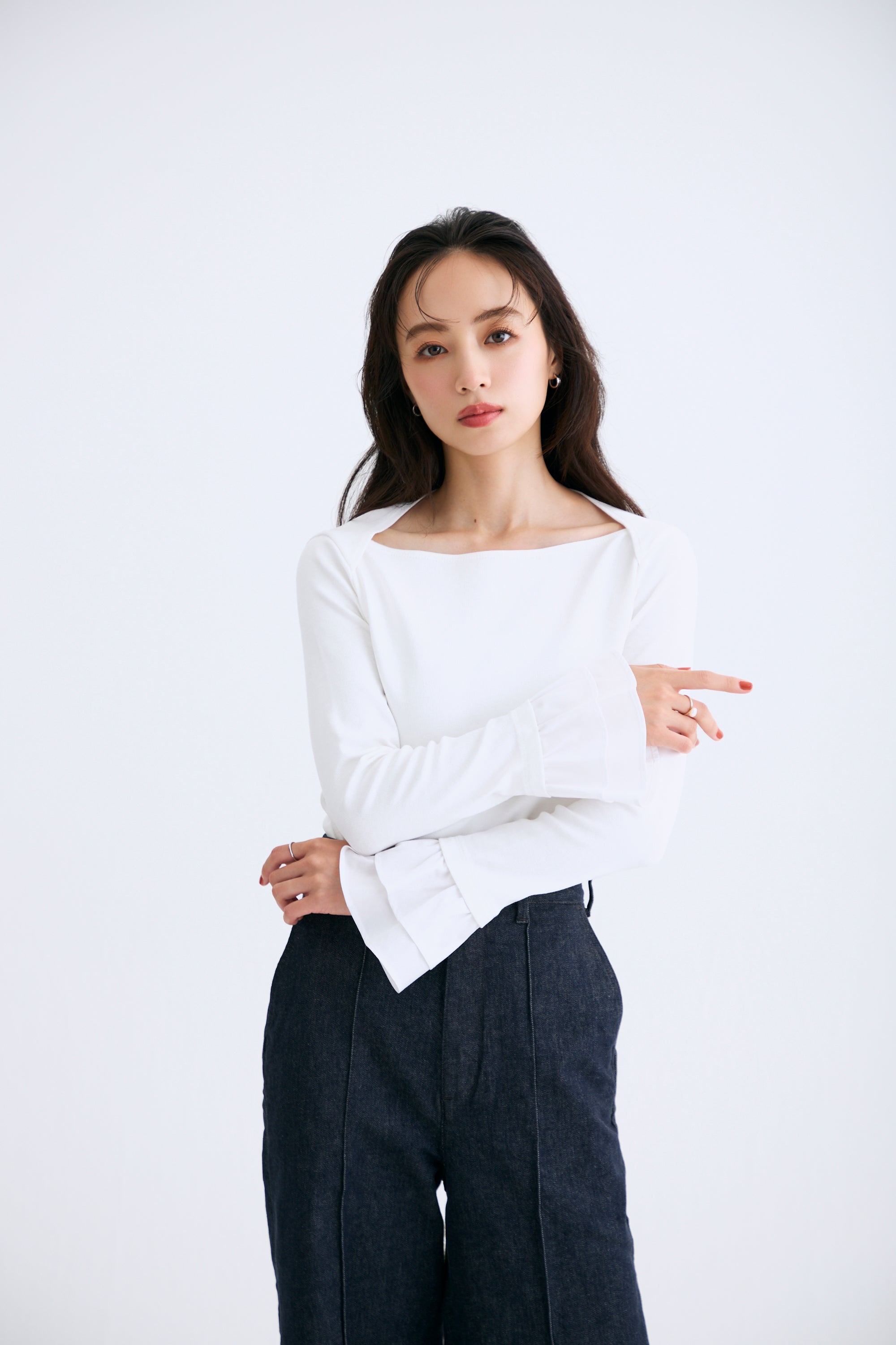 Cream frill tops（White） – Audire