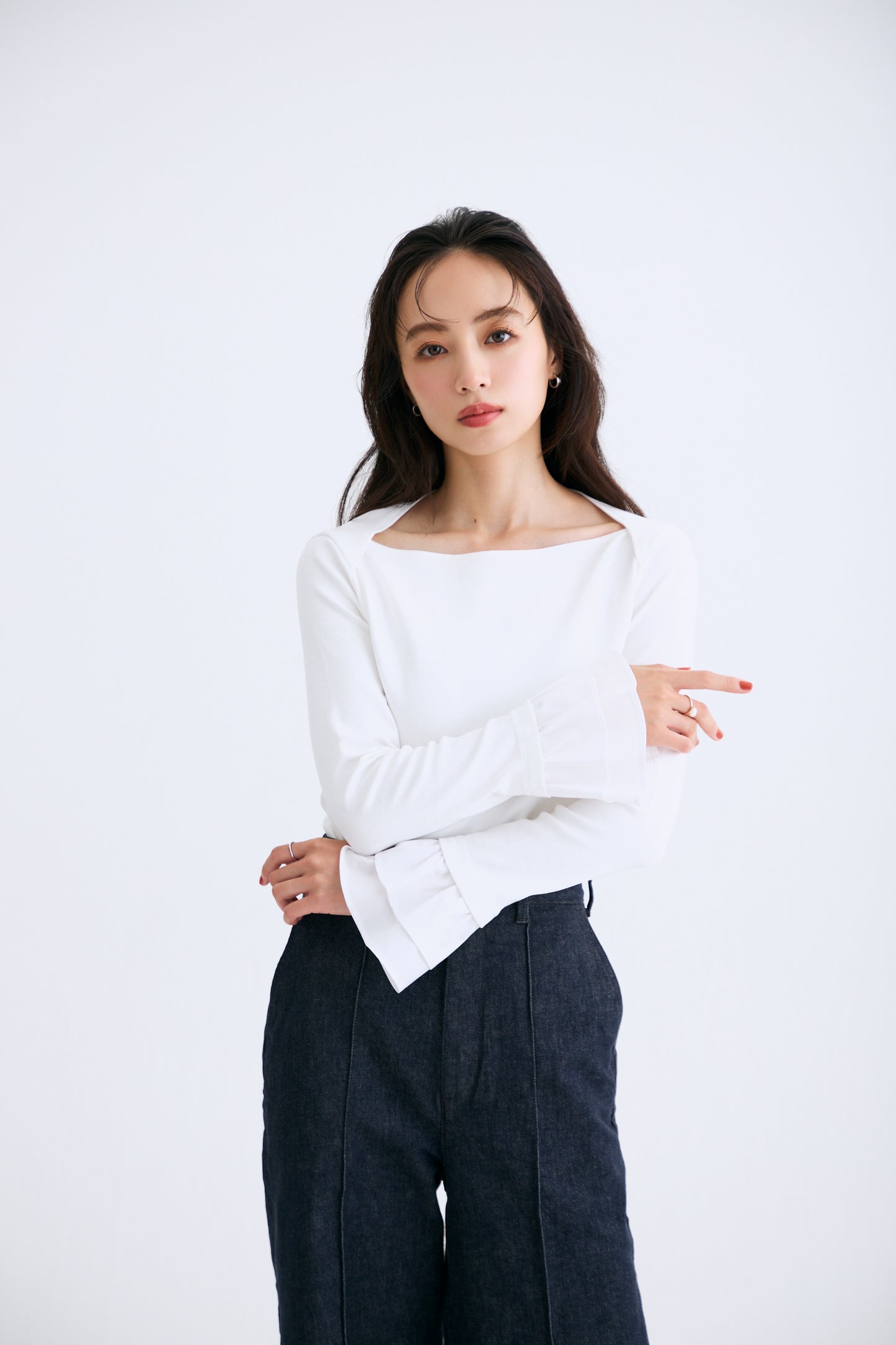 Cream frill tops（White）