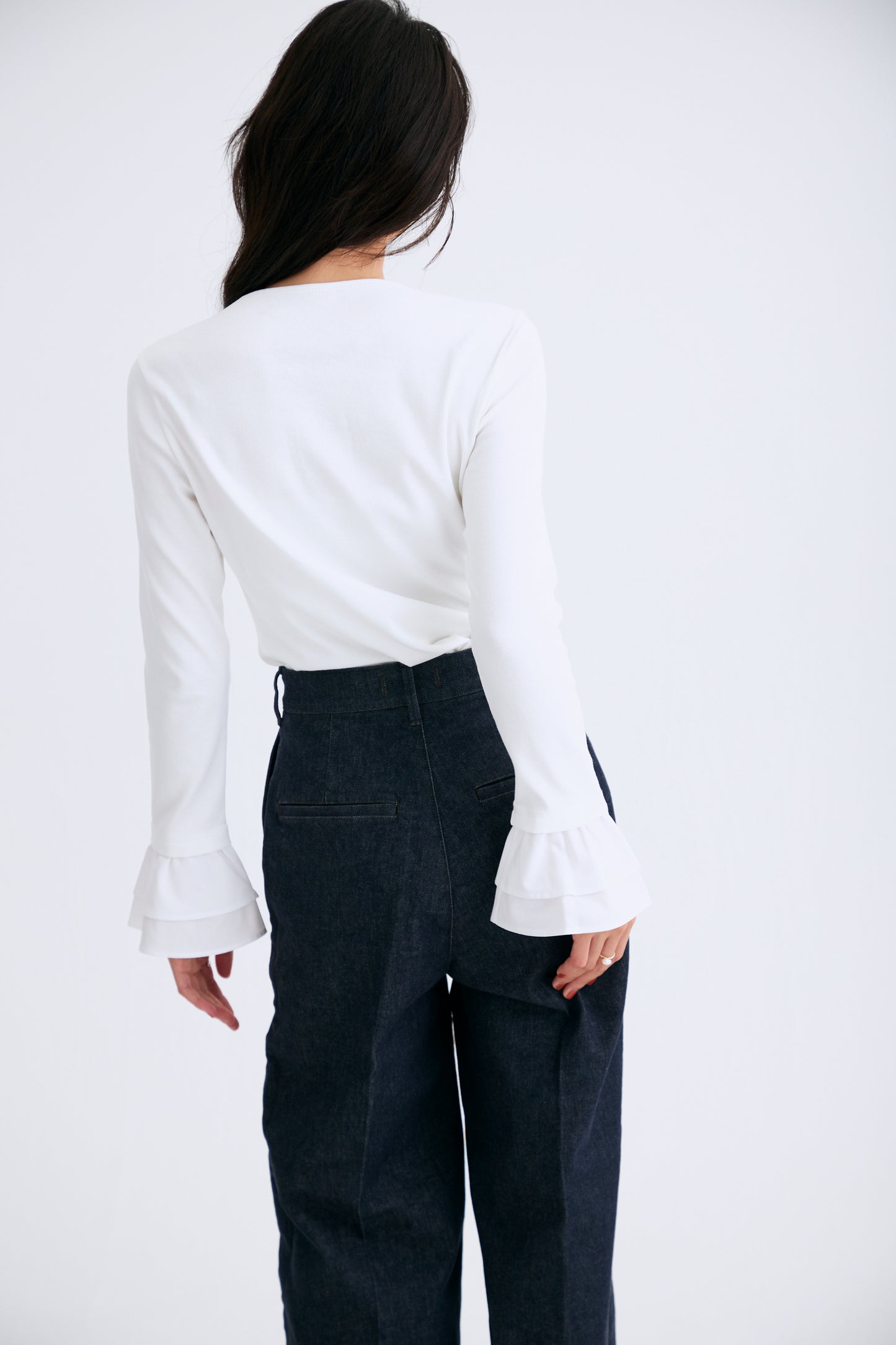 Cream frill tops（White）