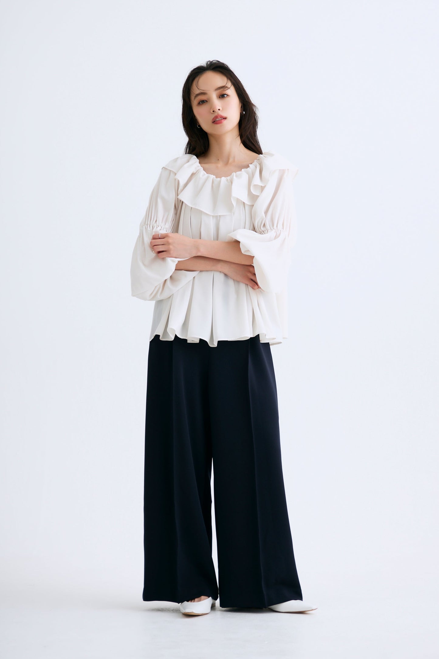Cascade gather tops（Cream）