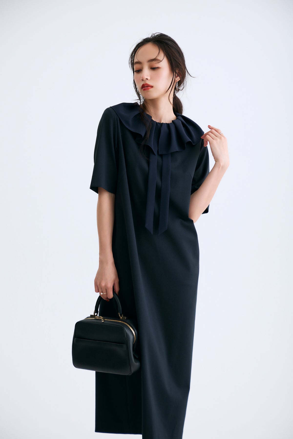 Chiffon collar dress（Navy）