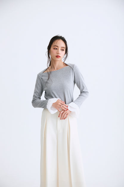 Cream frill tops（Gray）