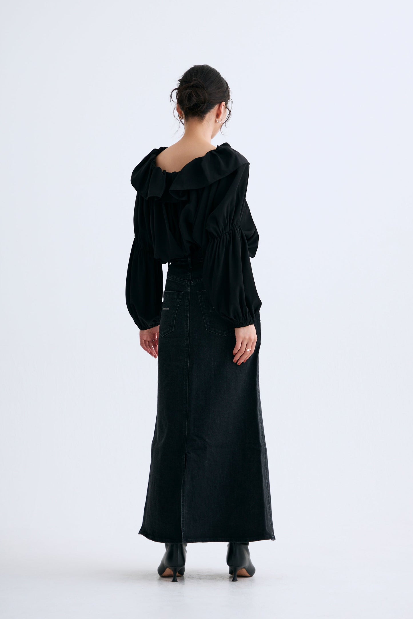 Cascade gather tops（Black）