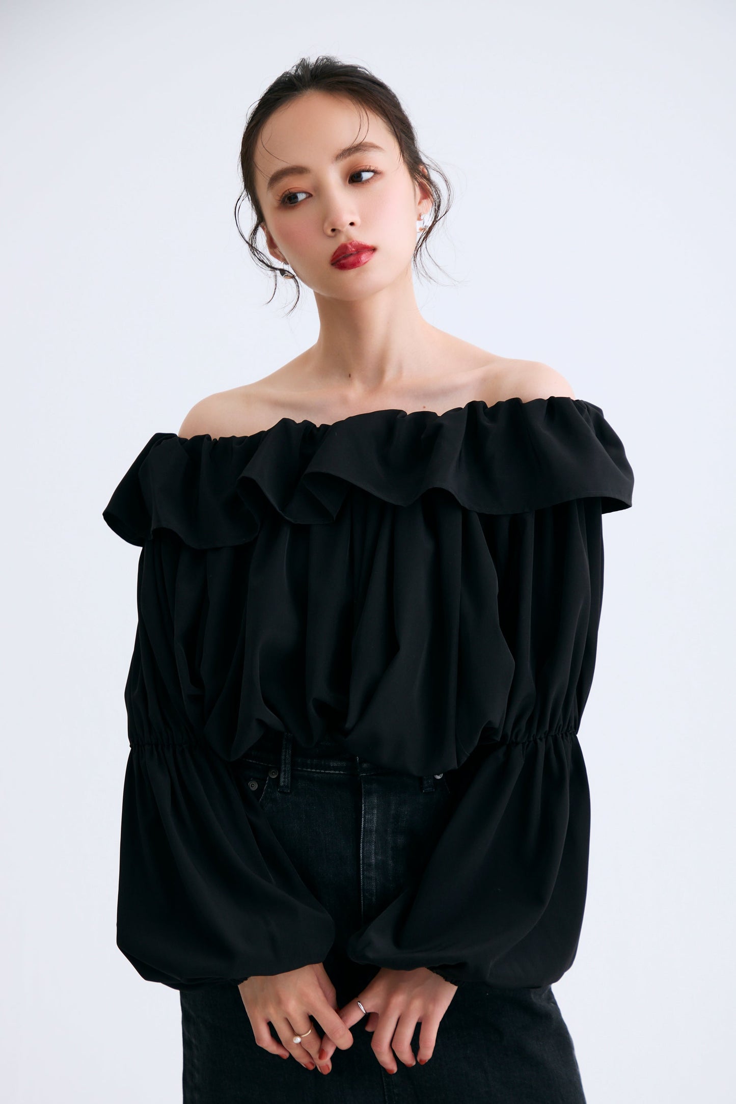Cascade gather tops（Black）