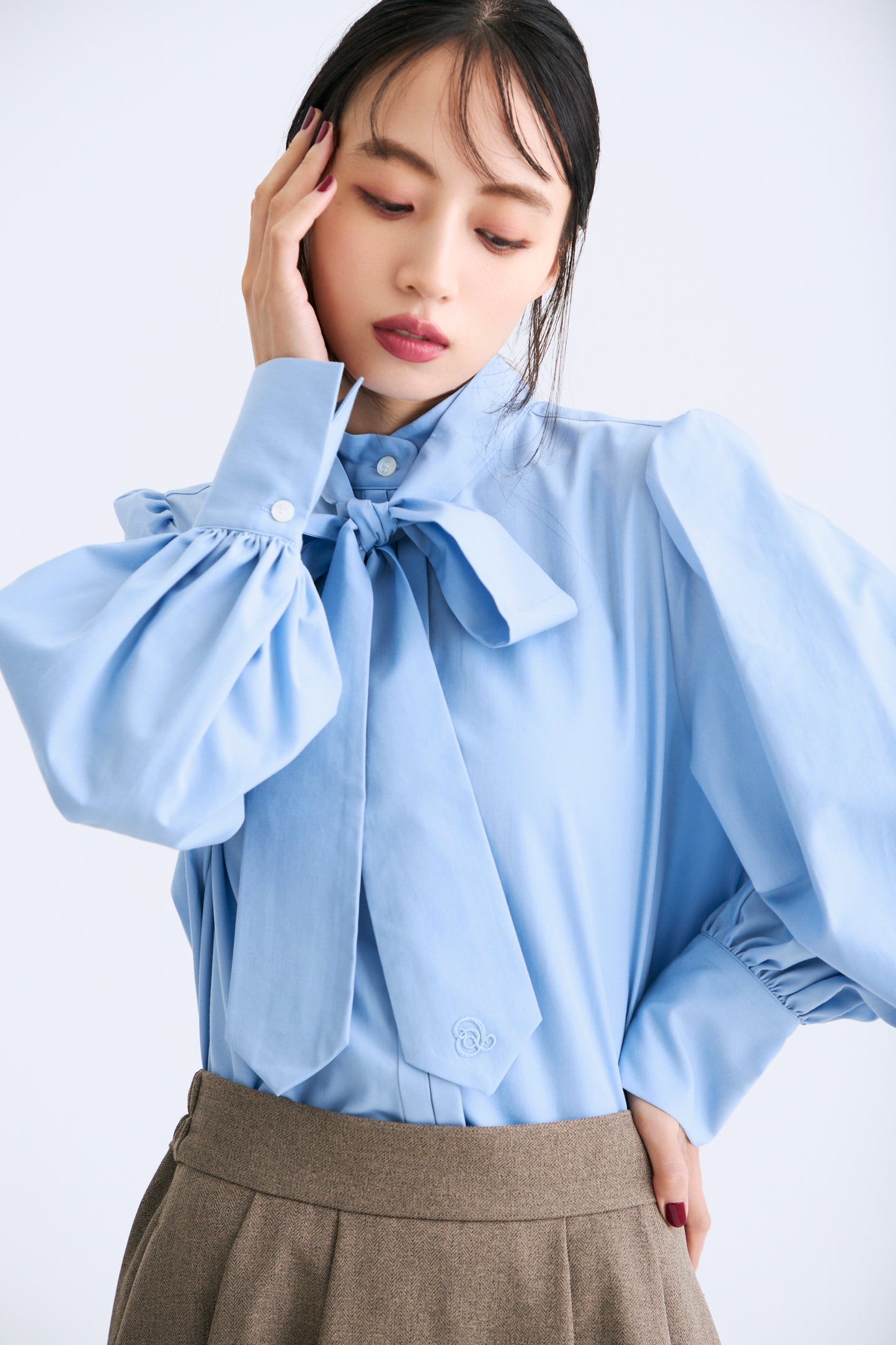 Audire bowtie volume blouse（Blue）