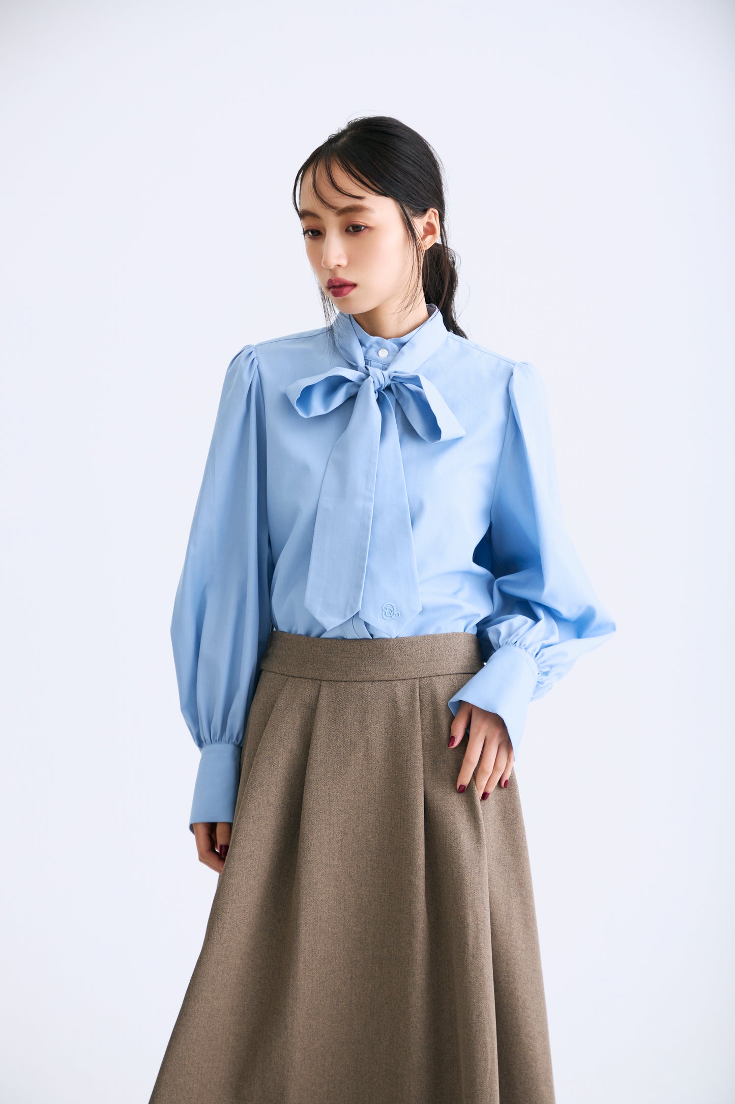 Audire bowtie volume blouse（Blue）